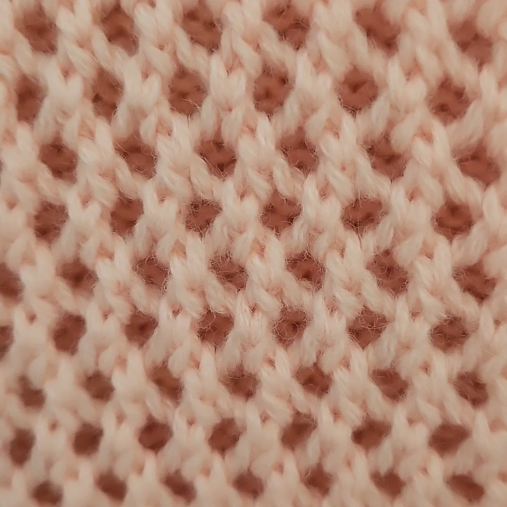 Ellisy Import 100% Fine Virgin Wool Knit Women's Sweater.‎ Sz 36 Pink